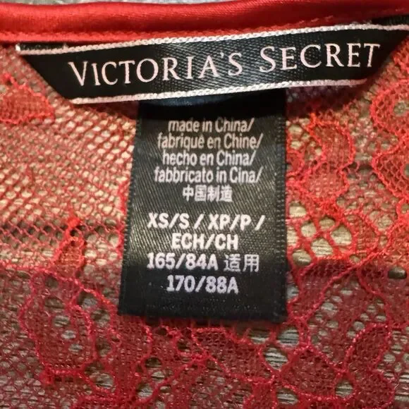 Victorias Secret Chantilly Robe Women XS/S Red Lace Back Satin Kimono Lingerie - Picture 4 of 12